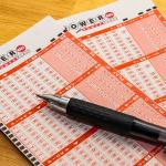 Arkansaso loterijos laimėtojas, iškovojęs 250,8 mln. Powerball prizo, atsiėmė savo laimėjimus