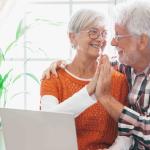 Vėluotas" medaus mėnuo po 48 metų santuokos: Kanados pora laimėjo 5 milijonus dolerių loterijoje Lotto 6/49