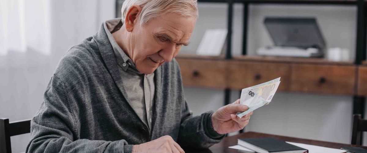 46 milijonų dolerių Lotto 6/49 laimėtojas ketina padengti buvusios žmonos hipoteka